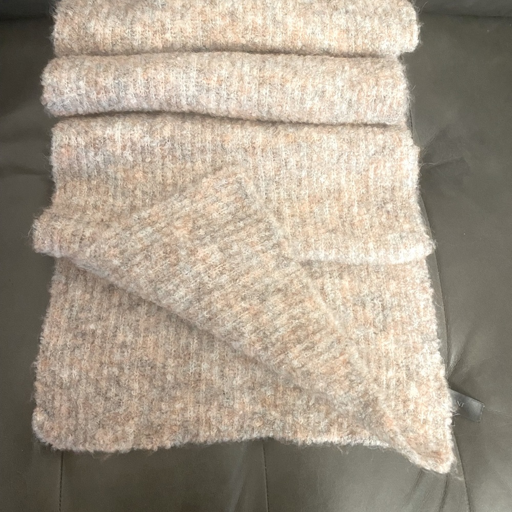 NWOT! Warm woven scarf. Lane Bryant, one size . Beautiful neutral color